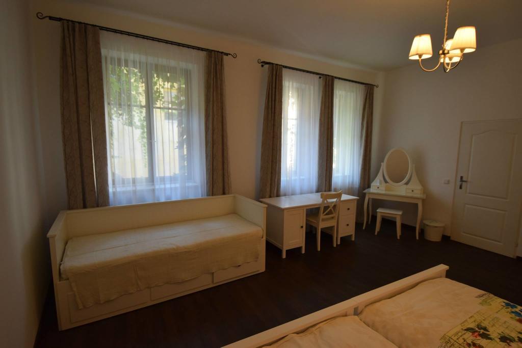 Hnízdo Snů Hradec Kralove Quarto foto